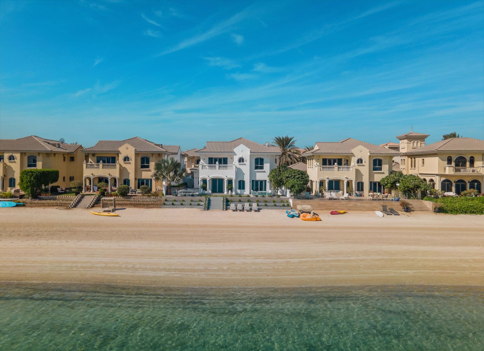 6 Bedroom Villa O FROND at the Palm Jumeirah full screen image